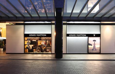 louis vuitton melbourne crown